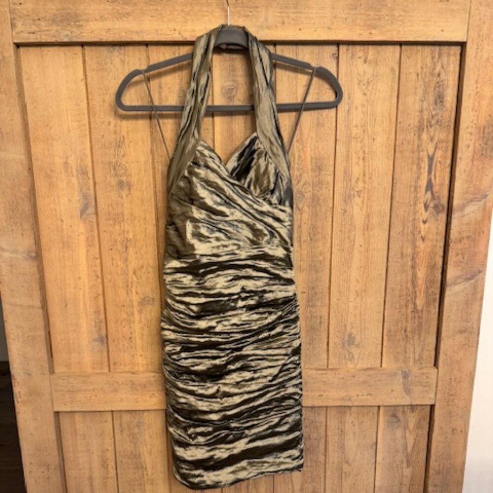 Nicole Miller Size 4 Ruched Cocktail Dress